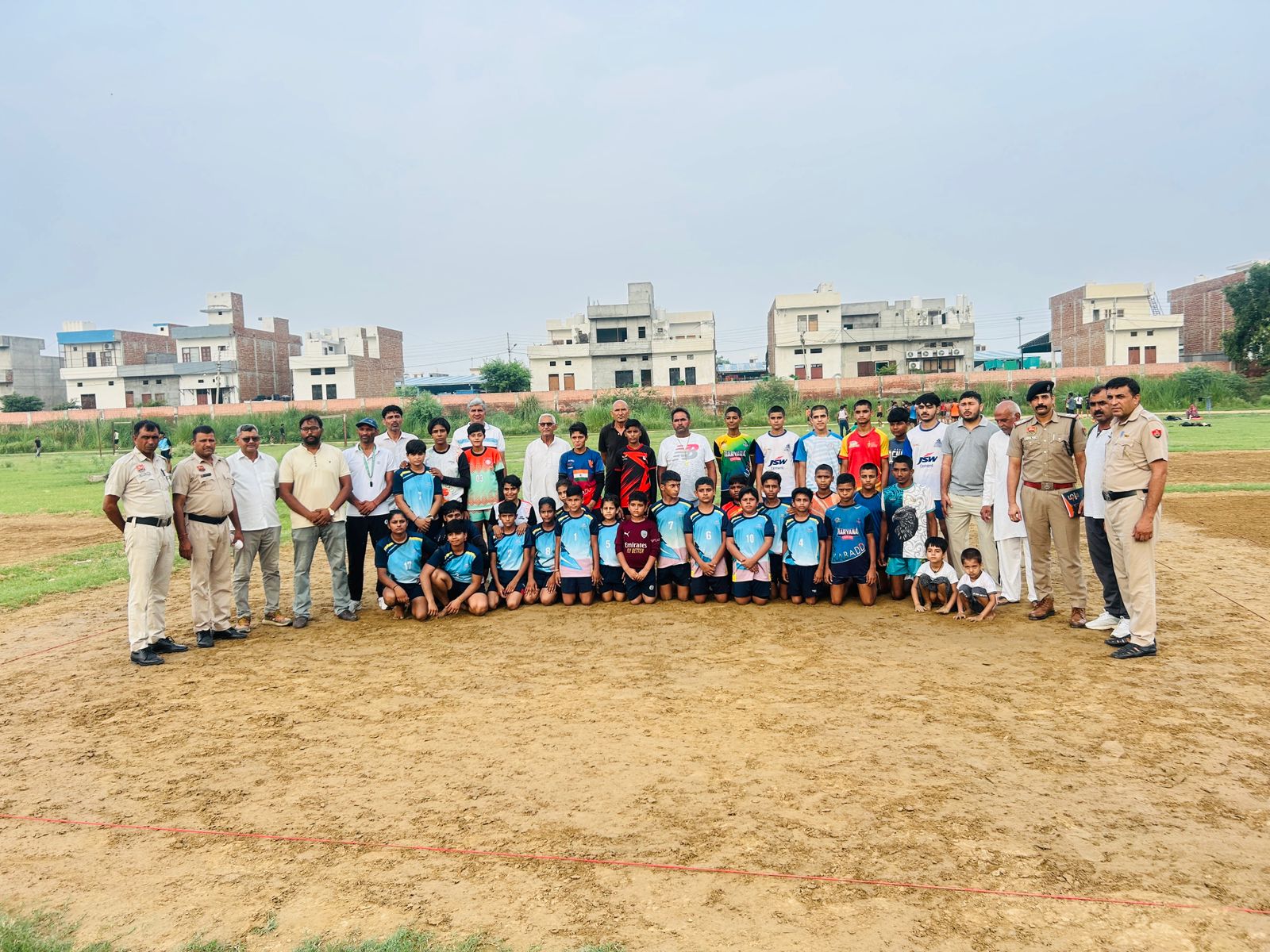 Hansi Police organized Kabaddi competition for boys and girls.